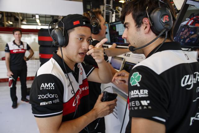 开云APP-周冠宇的无线电沟通“艺术”③：个人情绪影响全车队